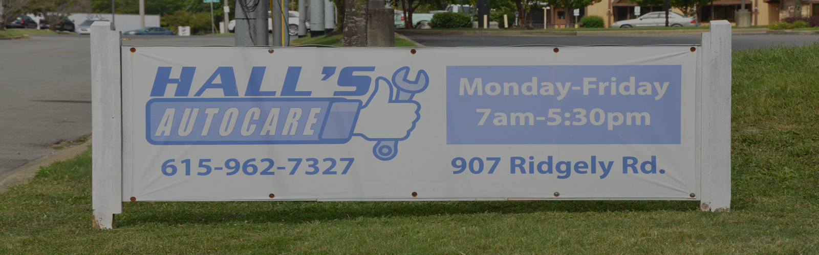 Hall's Auto Care Sign